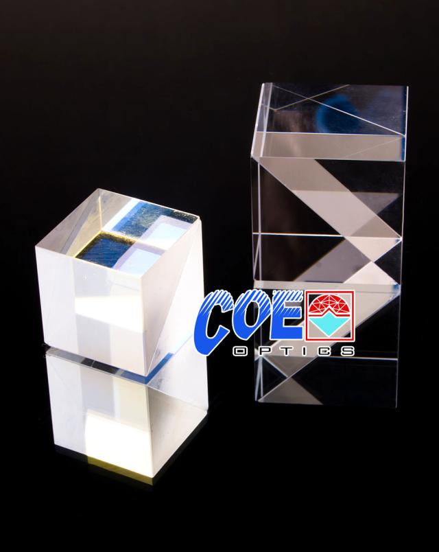 thumbnail image 2 of 30x30x1.1mm 50R/50T Optical Beam Splitter Plate - 45° Laser Lens (400-700nm) 2 of 3